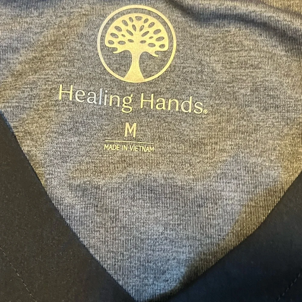 Healing Hands Charcoal Scrub Top - Picture 5 of 5